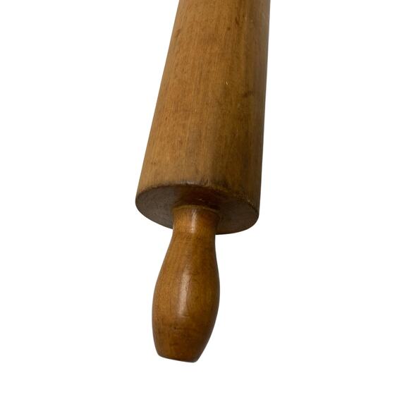 Vintage Wooden Hand Turned Rolling Pin - Picture 5 of 9